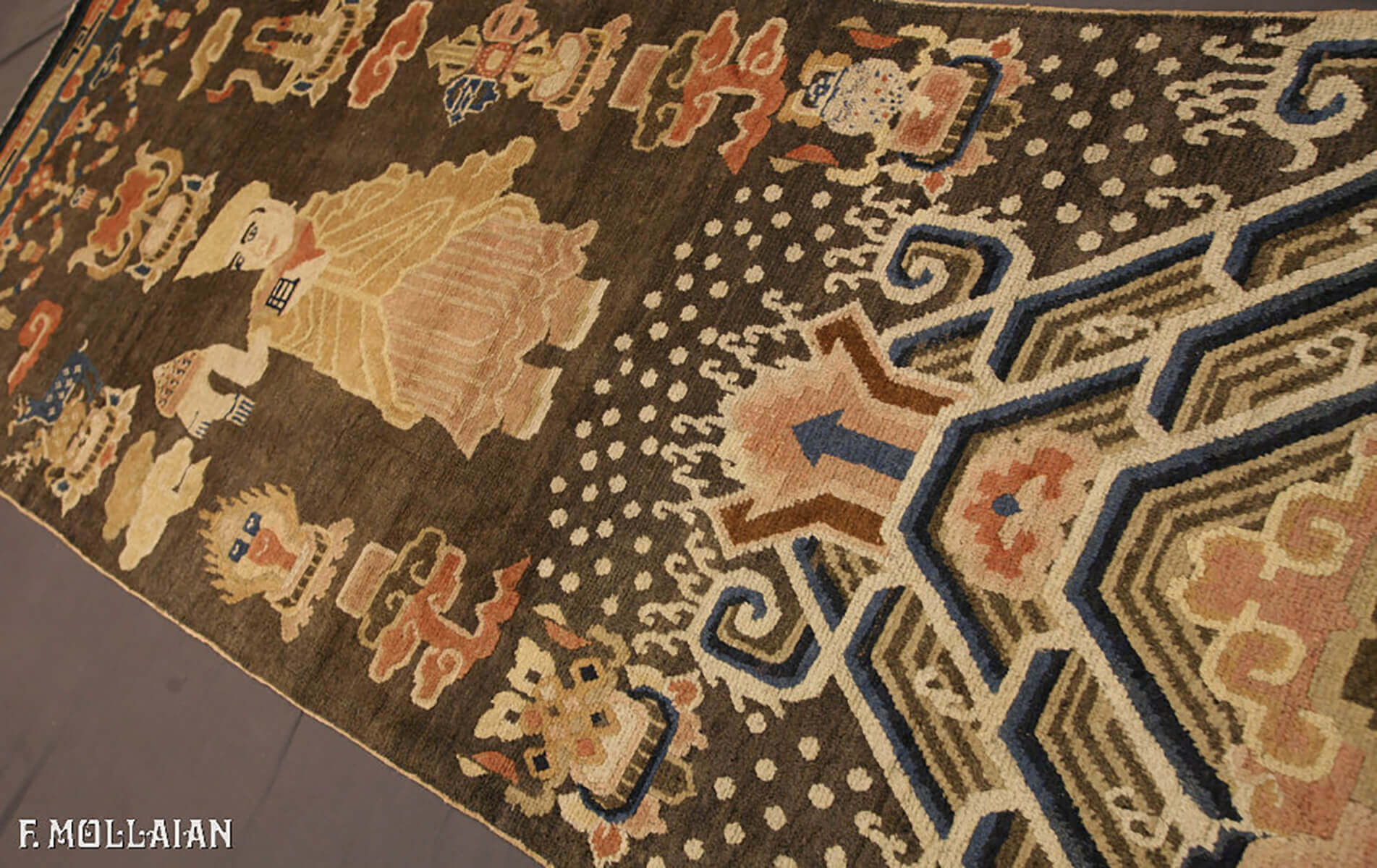 Antiker chinesischer Ningxia-Teppich mit symbolischen Motiven n°:23024947